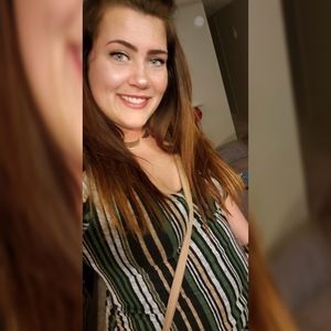 Meet your Posher, Lynnzie